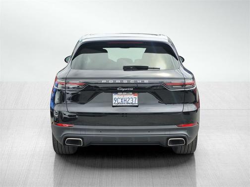 2021 Porsche Cayenne Base