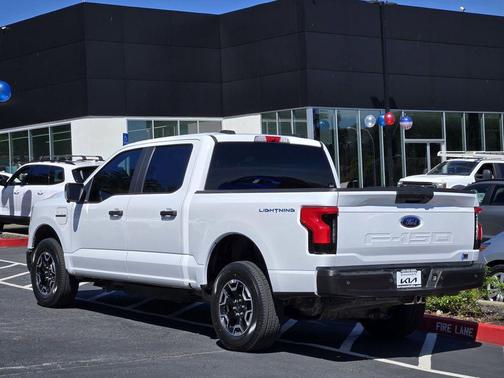 2022 Ford F-150 Lightning Pro