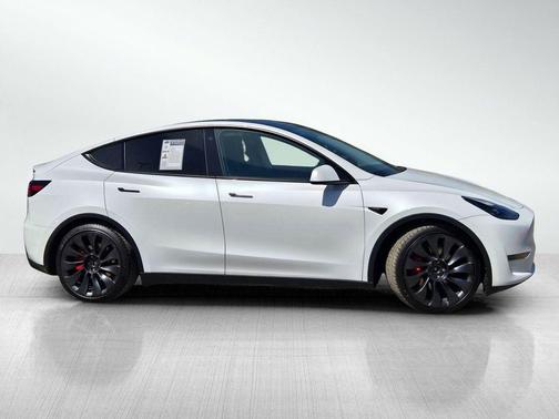 2023 Tesla Model Y Performance Dual Motor All-Wheel Drive