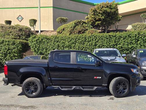 Black 2022 Chevrolet Colorado Z71