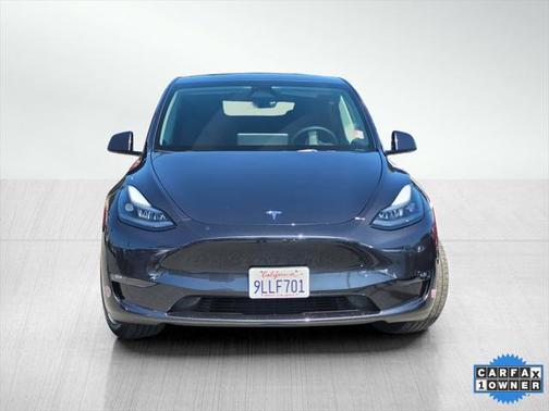 2024 Tesla Model Y Long Range Dual Motor All-Wheel Drive