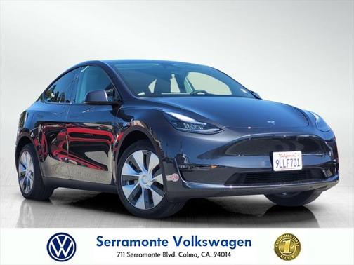 2024 Tesla Model Y Long Range Dual Motor All-Wheel Drive