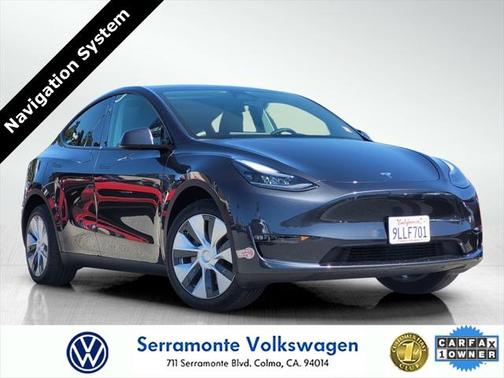 2024 Tesla Model Y Long Range Dual Motor All-Wheel Drive