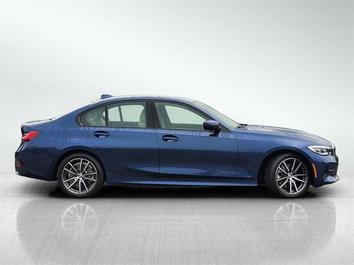 2022 BMW 330 330i