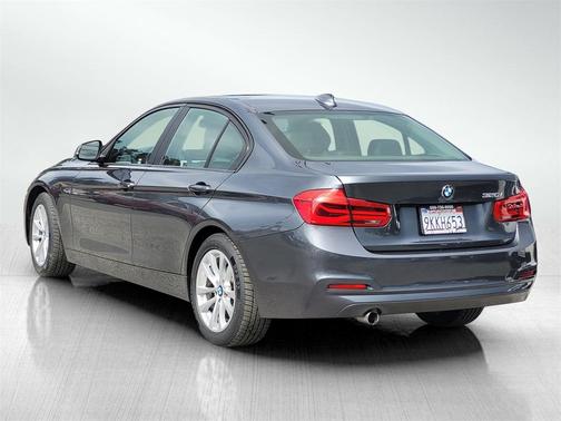2017 BMW 320 i