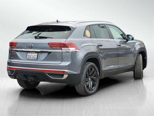 2022 Volkswagen Atlas Cross Sport 3.6L V6 SE w/Technology