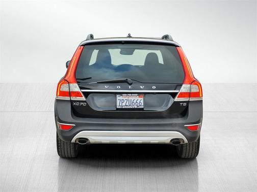 2016 Volvo XC70 T5 Drive-E Platinum