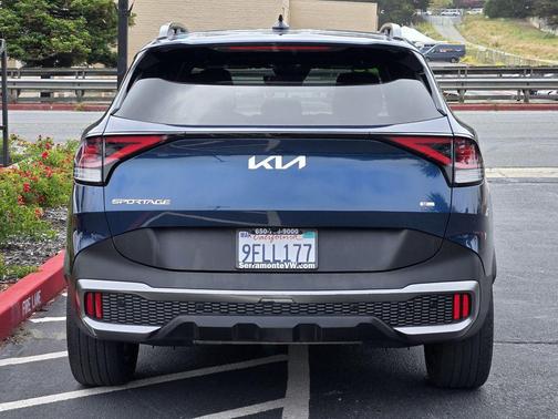 Vesta Blue 2023 Kia Sportage Plug-In Hybrid X-Line