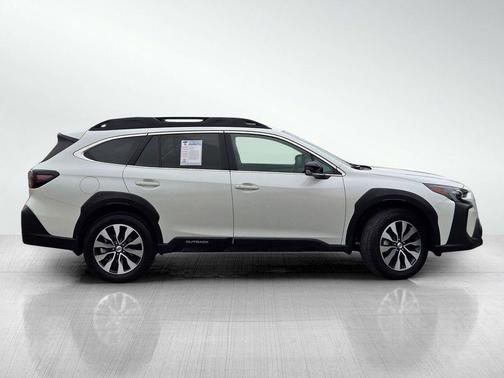 Crystal White Pearl 2025 Subaru Outback Limited