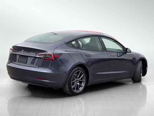 Midnight Silver Metallic 2023 Tesla Model 3 Standard Range