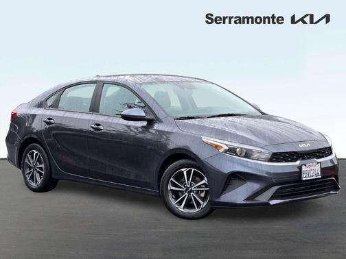 Gravity Gray 2022 Kia Forte LXS