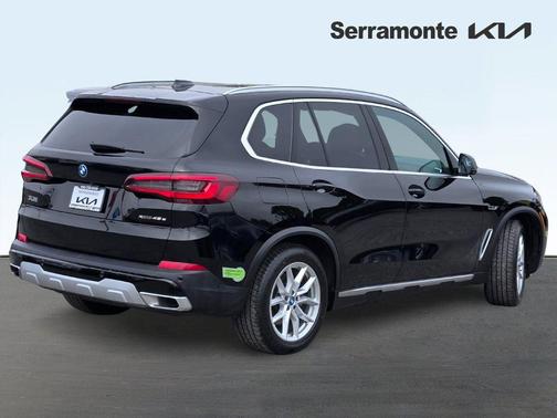 Jet Black 2023 BMW X5 PHEV xDrive45e