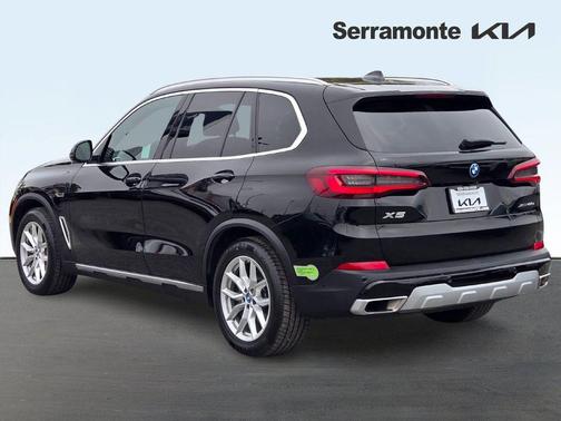 Jet Black 2023 BMW X5 PHEV xDrive45e