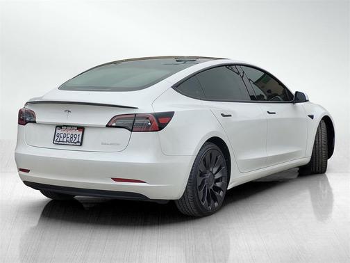 2023 Tesla Model 3 Performance