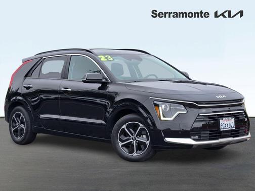 Aurora Black Pearl 2023 Kia Niro SX