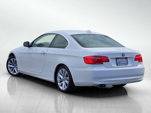 2011 BMW 328 328i