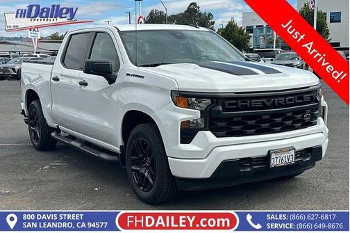 Summit White 2023 Chevrolet Silverado 1500 Custom