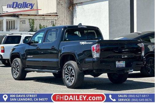 Midnight Black Metallic 2021 Toyota Tacoma TRD Sport