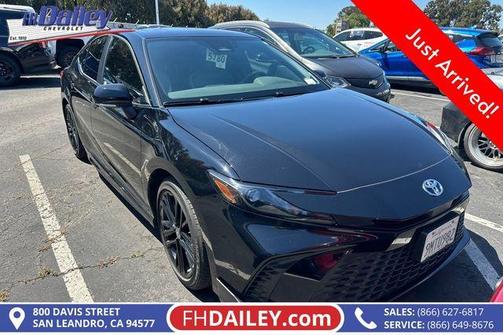 Midnight Black 2025 Toyota Camry SE