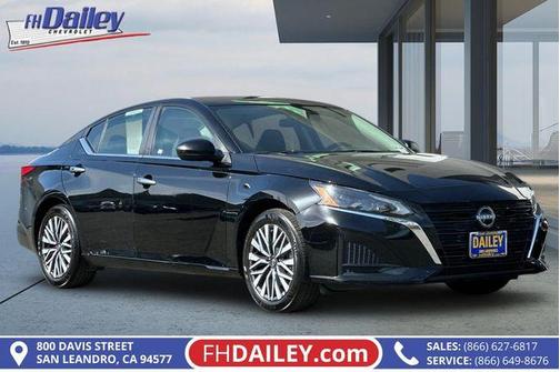 Black 2025 Nissan Altima SV