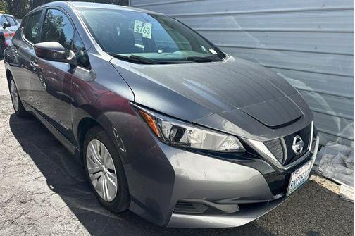 Gun Metallic 2019 Nissan Leaf S