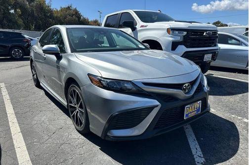Celestial Silver Metallic 2024 Toyota Camry SE