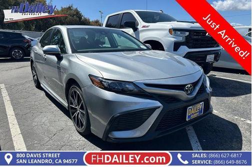 Celestial Silver Metallic 2024 Toyota Camry SE