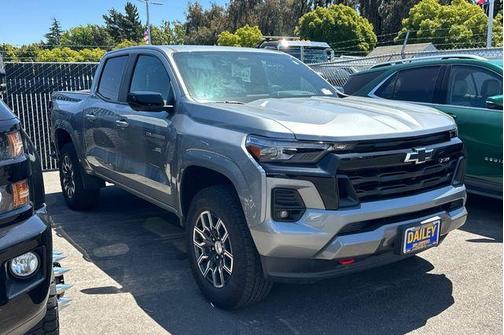 Sterling Gray Metallic 2023 Chevrolet Colorado Z71