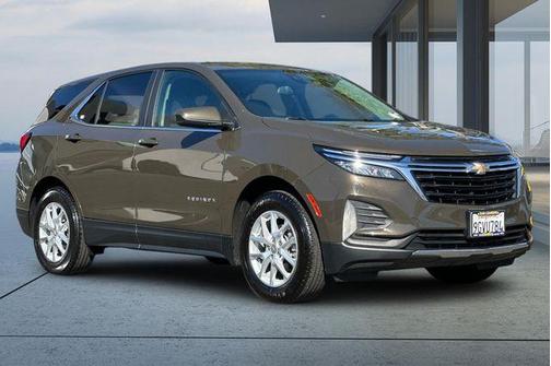 Bronze Metallic 2023 Chevrolet Equinox 1LT