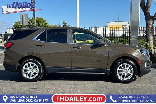 Bronze Metallic 2023 Chevrolet Equinox 1LT