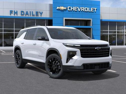 Summit White 2026 Chevrolet Traverse LT