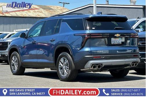 Lakeshore Blue 2026 Chevrolet Traverse LT