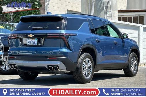Lakeshore Blue 2026 Chevrolet Traverse LT