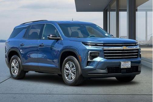 Lakeshore Blue 2026 Chevrolet Traverse LT