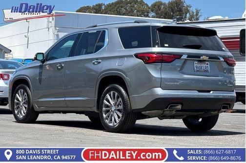 Sterling Gray Metallic 2023 Chevrolet Traverse Premier