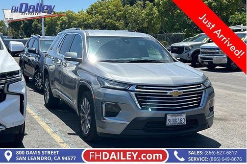 Sterling Gray Metallic 2023 Chevrolet Traverse Premier
