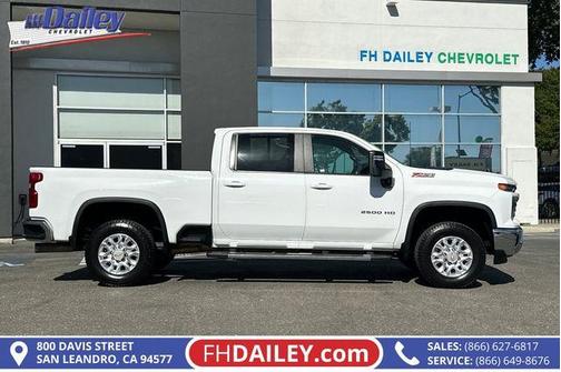 Summit White 2025 Chevrolet Silverado 2500 LT
