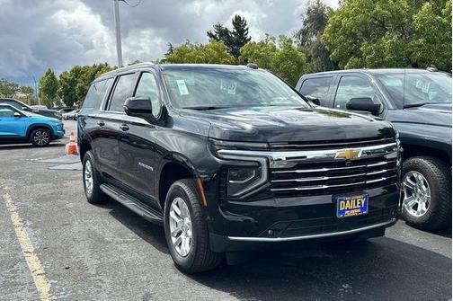 Black 2026 Chevrolet Suburban LT