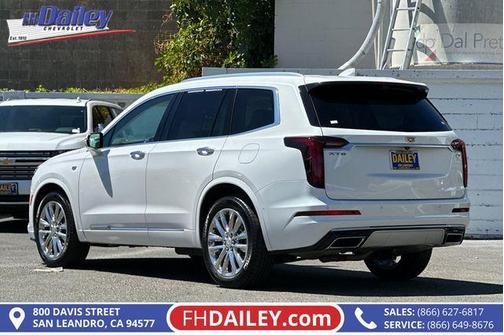 Crystal White 2021 Cadillac XT6 Premium Luxury FWD