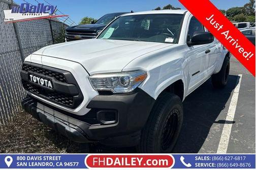 Super White 2018 Toyota Tacoma SR