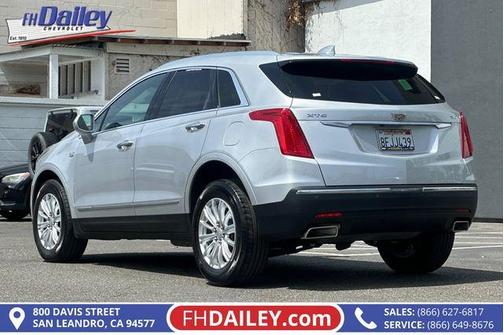 Radiant Silver Metallic 2018 Cadillac XT5 Base