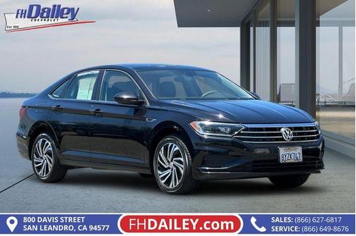 Deep Black Pearl Effect 2021 Volkswagen Jetta 1.4T SEL