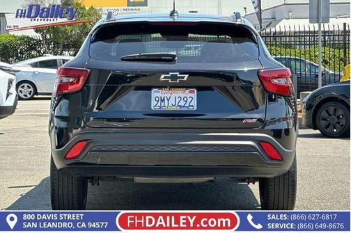 Black Metallic 2024 Chevrolet Trax 2RS