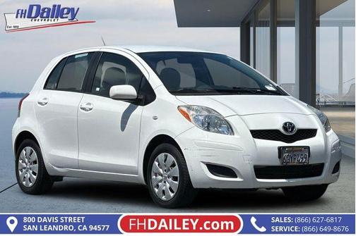 Polar White 2009 Toyota Yaris