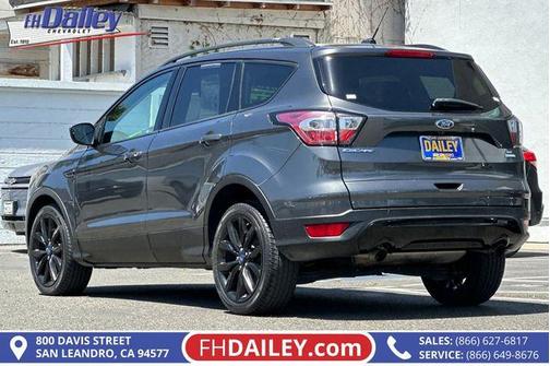 Magnetic 2018 Ford Escape SE