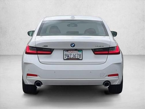 Mineral White Metallic 2026 BMW 330 I XDrive NA