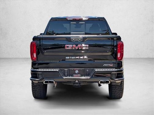 Onyx Black 2022 GMC Sierra 1500 AT4