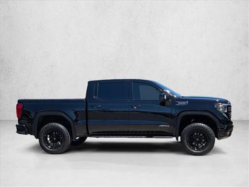 Onyx Black 2022 GMC Sierra 1500 AT4