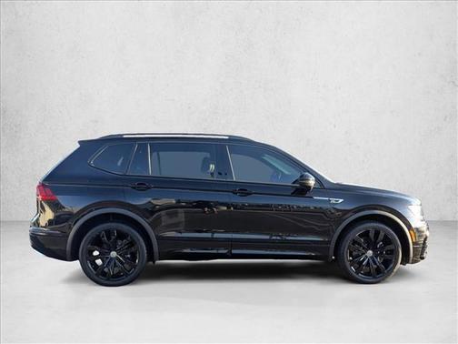 2021 Volkswagen Tiguan 2.0T SE R-Line Black
