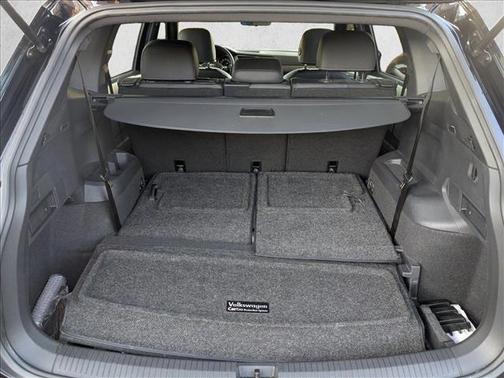 2021 Volkswagen Tiguan 2.0T SE R-Line Black